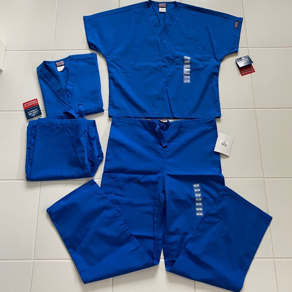 NWT Cherokee Scrub Set (1 top, 1 pant)